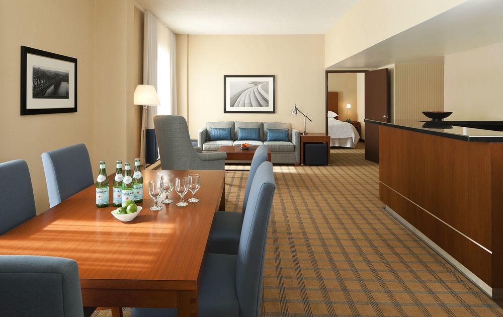 Four Points By Sheraton Hotel & Conference Centre Gatineau-Ottawa Exteriör bild