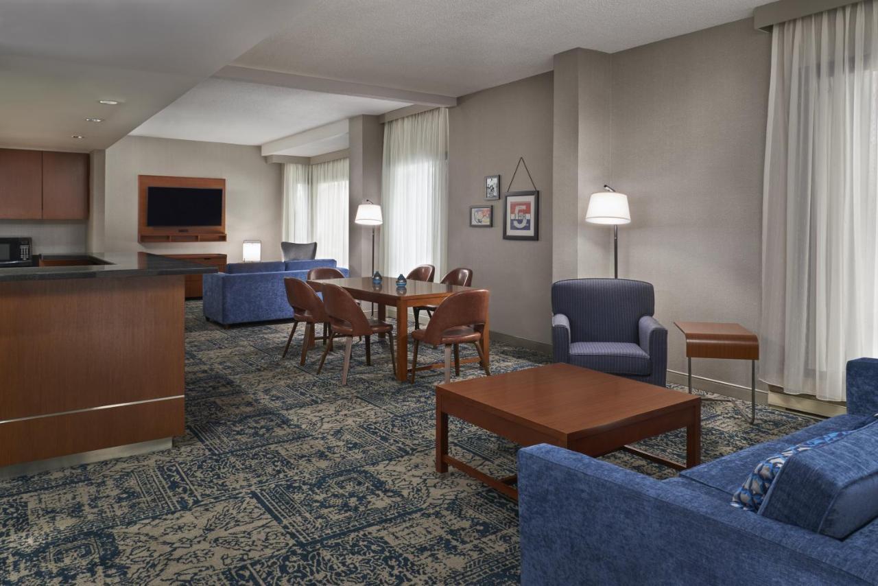 Four Points By Sheraton Hotel & Conference Centre Gatineau-Ottawa Exteriör bild