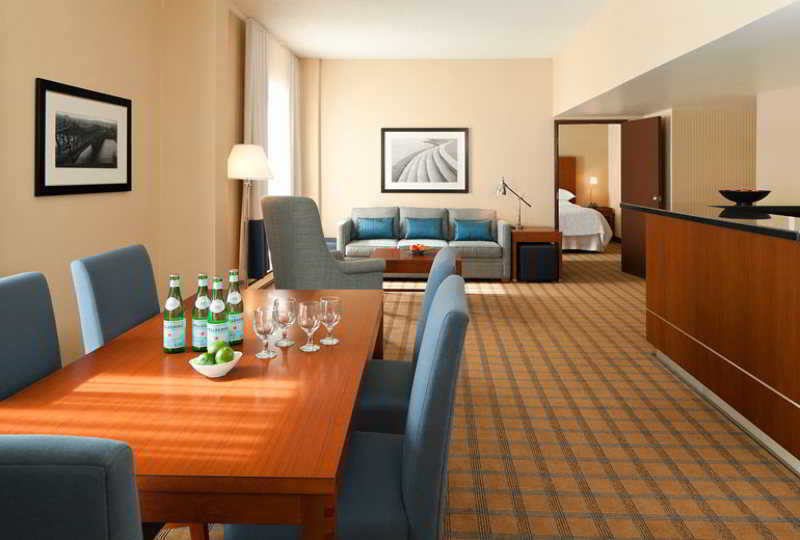 Four Points By Sheraton Hotel & Conference Centre Gatineau-Ottawa Exteriör bild